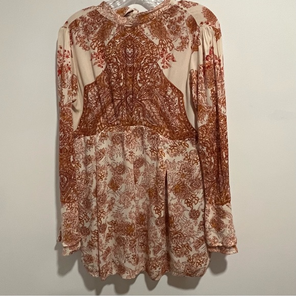 Free People Lady Luck Cut Out Back Bell Sleeve Tunic Top - Picture 3 of 11